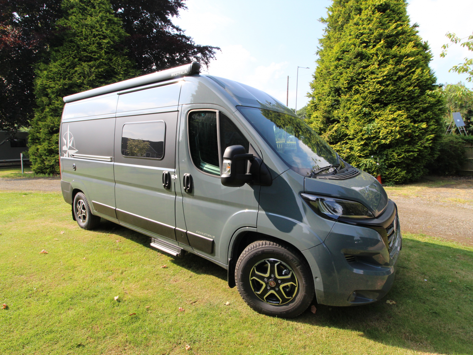 Westfalia Columbus 600D - Artense Grey Metallic (55165) image