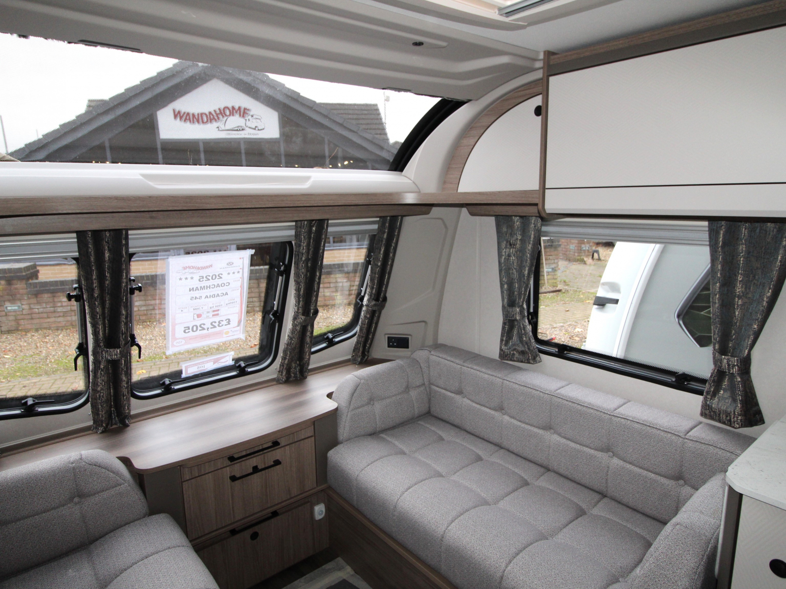 Coachman Acadia 545 - 2025 image