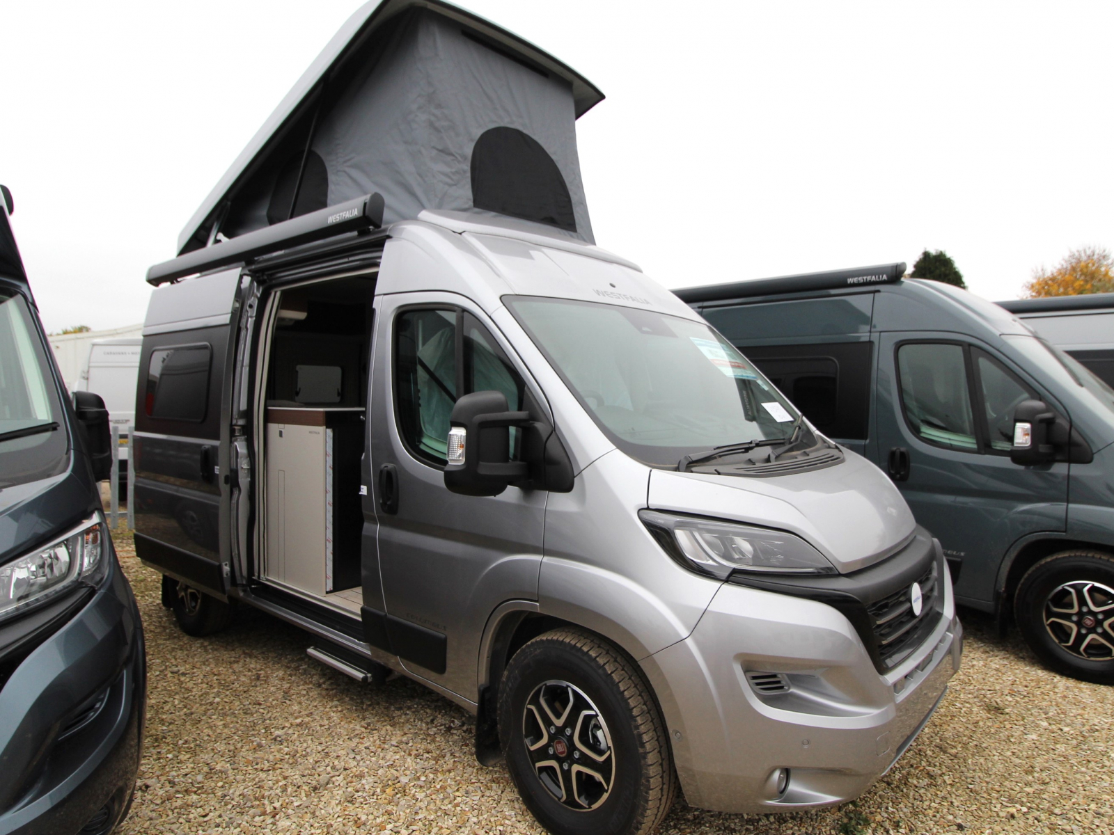 Westfalia Columbus 540D 'Pop-Top' Artense Grey (55159) image