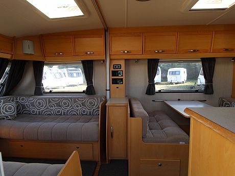 Elddis Avante 646 -2010 image