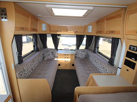 Elddis Avante 646 -2010 image