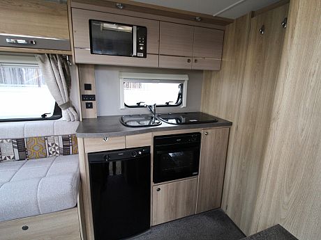 Elddis Evolution 105 - 2019 image