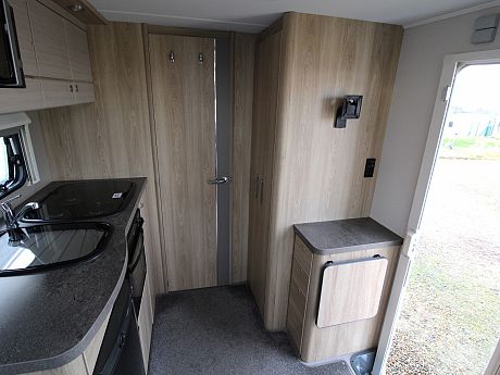 Elddis Evolution 105 - 2019 image