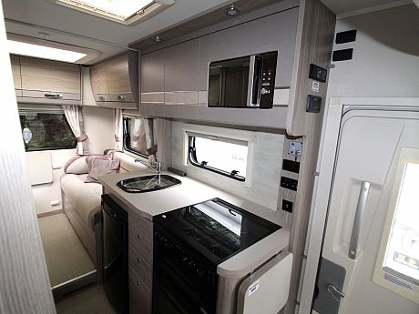 Elddis Majestic 196 - 2021 image