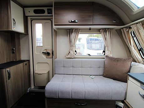 Swift Ace Globetrotter  - 2023  Wandahome Special Edition image