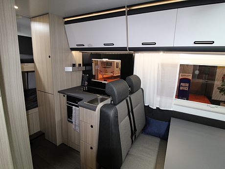 Adria Sun Living 70 DK Wandahome Special Edition image