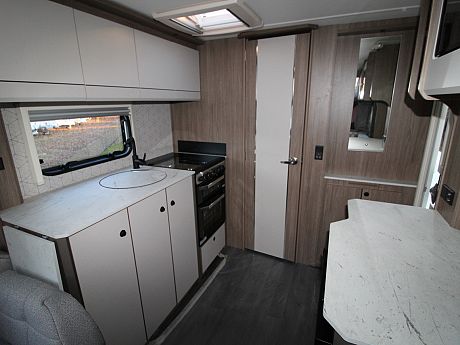 Coachman Acadia 460 - 2025 image