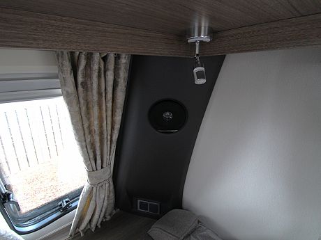 Coachman VIP 460 - 2025 image