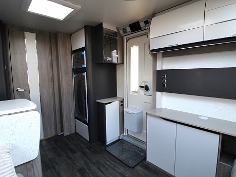 Swift Elegance Grande 850L - 2025 image