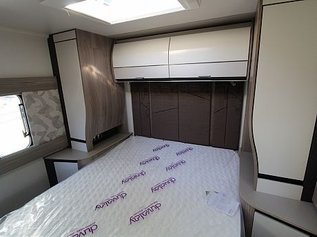 Swift Elegance Grande 850L - 2025 image