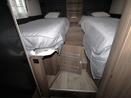 Coachman Travel Master Sportivo 565 - NEW image