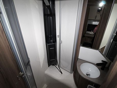 Coachman Travel Master Sportivo 565 - NEW image