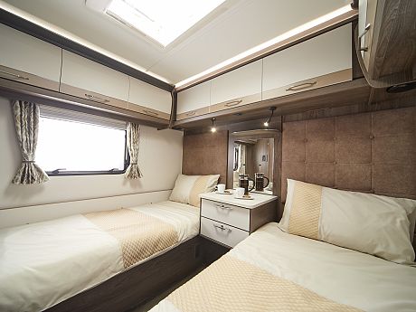 Coachman Laser 865 Xtra - 2025 image