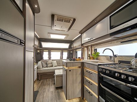 Coachman LUSSO III - 2025 image