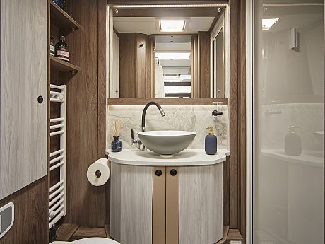 Coachman LUSSO III - 2025 image