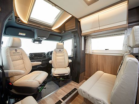 Coachman Travel Master 565 - 2025 image